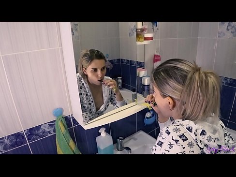 ❤️ Mae darnia gyda ifanc mewn pyjamas yn dod i ben cum llafar yn ass - letty du ️❌ Fideo porn ar cy.xxxomg.ru ️❤
